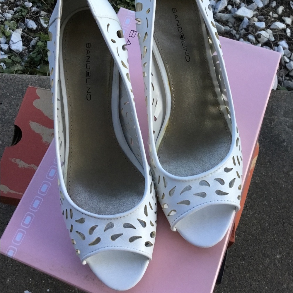 Bandolino Leather Shoe